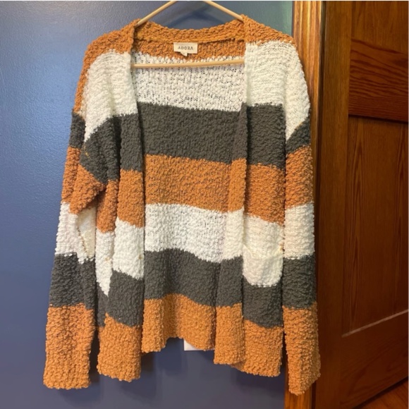 Adora Cardigan - Picture 1 of 3